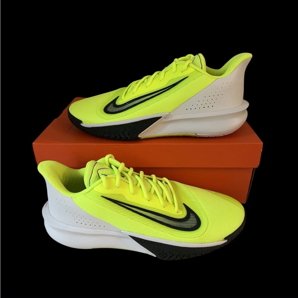 Nike Precision VII 7 Men’s 11 Basketball Shoes Bright neon sneakers FN4322-700